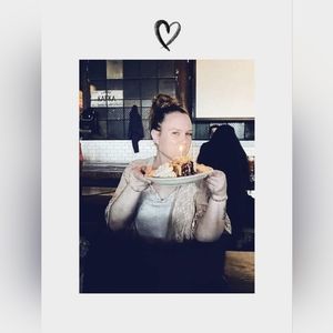 Meet your Posher, Amanda